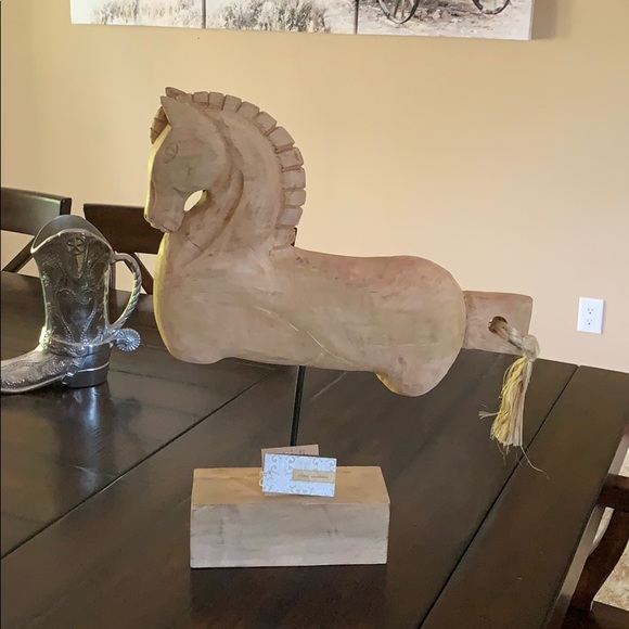 Vida Cultura Wood Horse Decor - Picture 7 of 11